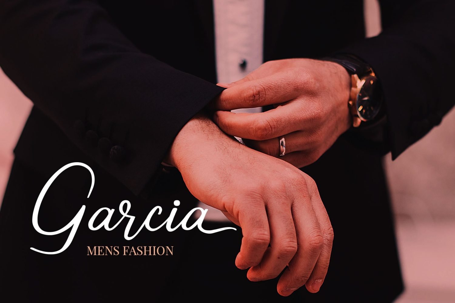Carolisa elegant signature font